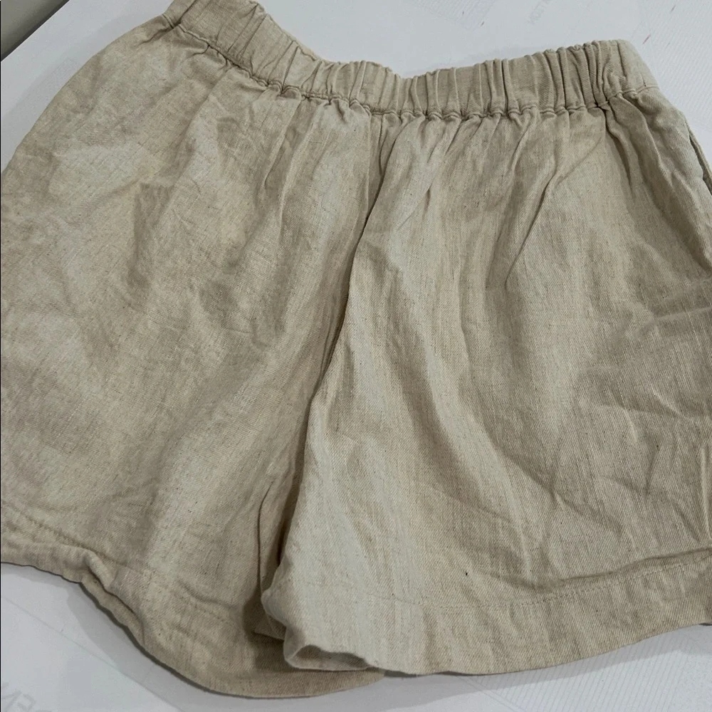 Madewell High Waist Linen Shorts - Light Tan - Picture 3 of 8